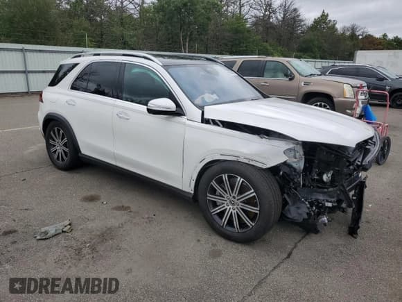 ✅ 2025 Mercedes-Benz GLE 450 • VIN: 4JGFB5KB1SB337912 • Lot: 69584575. Listed on Copart with 266 mi. Free auction sales archive from the USA and detailed vehicle history report at DreamBid. Image 4.