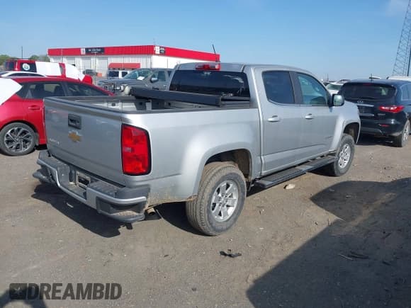✅ 2018 Chevrolet Colorado 2WD Work Truck • VIN: 1GCGSBEA0J1189525 • Lot: 41898384. Listed on IAAI with 33,748 mi. Free auction sales archive from the USA and detailed vehicle history report at DreamBid. Image 4.