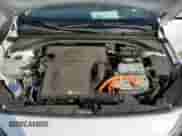 2018 Hyundai Ioniq Blue z VIN KMHC65LC7JU077968, wystawiony jako Copart lot #77628534 z przebiegiem 61 031 mil mil oraz Szkoda całkowita • Salvage title. Historia ofert i sprzedaży dostępna na DreamBid. Obrazek 11.