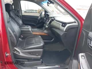 2015 Chevrolet Suburban LTZ z VIN 1GNSCKKC9FR243532, wystawiony jako IAAI lot #43300151 z przebiegiem 154 827 mil mil oraz . Historia ofert i sprzedaży dostępna na DreamBid. Obrazek 5.