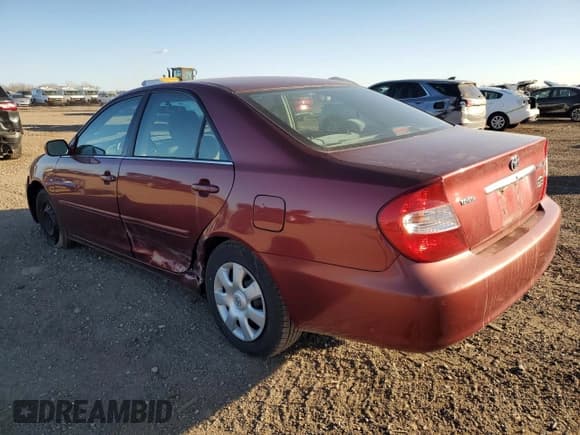 ✅ 2004 Toyota Camry LE • VIN: 4T1BE32K14U378896 • Лот: 92022855. Опубликован ранее на Copart с пробегом 195 795 миль. Бесплатный доступ к архиву аукционных продаж из США и подробный отчёт об истории автомобиля на DreamBid. Изображение 2.