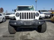 ✅ 2019 Jeep Wrangler Unlimited Sahara • VIN: 1C4HJXEN6KW642624 • Lot: 89412145. Wystawiony na Copart z przebiegiem 76 461 mil. Bezpłatny archiwum sprzedaży aukcyjnych z USA i szczegółowy raport historii pojazdu na DreamBid. Zdjęcie 5.