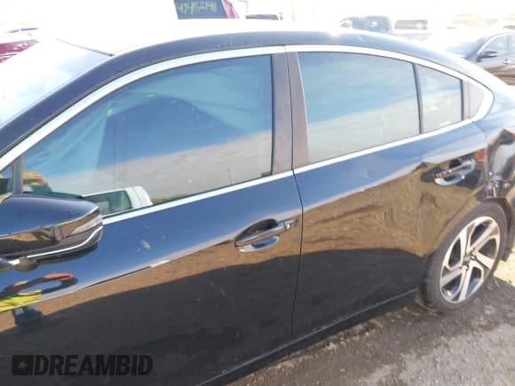 ✅ 2020 Subaru Legacy Limited • VIN: 4S3BWAN60L3030872 • Lot: 43467634. Listed on IAAI with 67,474 mi. Free auction sales archive from the USA and detailed vehicle history report at DreamBid. Image 13.