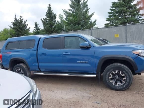✅ 2019 Toyota Tacoma SR5 • VIN: 3TMDZ5BN2KM068944 • Lot: 42697814. Listed on IAAI with 112,979 mi. Free auction sales archive from the USA and detailed vehicle history report at DreamBid. Image 13.