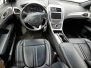 ✅ 2017 Lincoln MKZ Premiere • VIN: 3LN6L5A96HR657016 • Lot: 58348484. Wystawiony na Copart z przebiegiem 66 174 mil. Bezpłatny archiwum sprzedaży aukcyjnych z USA i szczegółowy raport historii pojazdu na DreamBid. Zdjęcie 8.