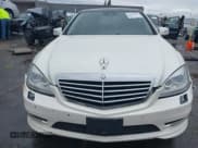 ✅ 2012 Mercedes-Benz S 550 • VIN: WDDNG7DB5CA478067 • Lot: 38664644. Wystawiony na IAAI z przebiegiem 109 274 mil. Bezpłatny archiwum sprzedaży aukcyjnych z USA i szczegółowy raport historii pojazdu na DreamBid. Zdjęcie 12.