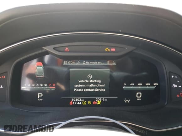 ✅ 2021 Audi SQ8 Prestige • VIN: WA1CWBF14MD008179 • Lot: 49460094. Wystawiony na Copart z przebiegiem 59 302 mil. Bezpłatny archiwum sprzedaży aukcyjnych z USA i szczegółowy raport historii pojazdu na DreamBid. Zdjęcie 9.