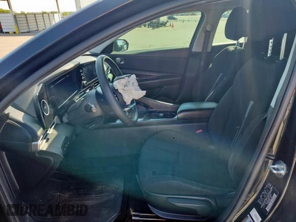 ✅ 2021 Hyundai Elantra SEL • VIN: KMHLS4AG0MU103634 • Lot: 71494625. Listed on Copart with 86,646 mi. Free auction sales archive from the USA and detailed vehicle history report at DreamBid. Image 7.