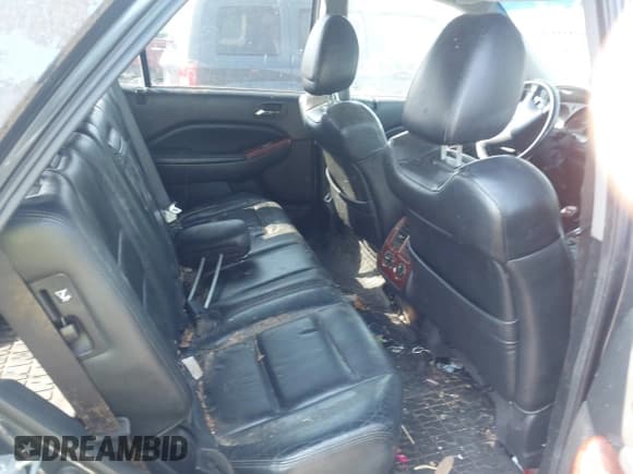 ✅ 2005 Acura MDX Touring • VIN: 2HNYD189X5H553915 • Lot: 42865506. Wystawiony na IAAI z przebiegiem Nie podano. Bezpłatny archiwum sprzedaży aukcyjnych z USA i szczegółowy raport historii pojazdu na DreamBid. Zdjęcie 8.