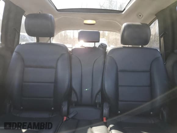 ✅ 2011 Mercedes-Benz R 350 • VIN: 4JGCB2FE4BA122942 • Lot: 51279585. Listed on Copart with 221,307 mi. Free auction sales archive from the USA and detailed vehicle history report at DreamBid. Image 10.