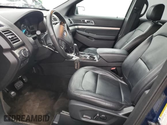 ✅ 2017 Ford Explorer XLT • VIN: 1FM5K7D83HGD38869 • Lot: 80167565. Listed on Copart with 101,252 mi. Free auction sales archive from the USA and detailed vehicle history report at DreamBid. Image 7.