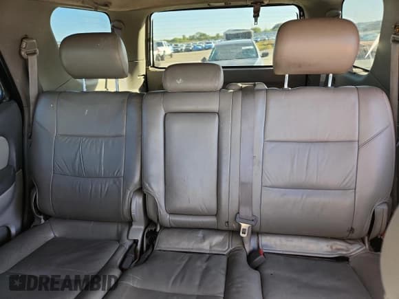 ✅ 2003 Toyota Sequoia Limited • VIN: 5TDBT48A13S197153 • Lot: 87469935. Listed on Copart with Not provided. Free auction sales archive from the USA and detailed vehicle history report at DreamBid. Image 10.