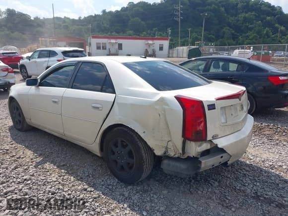 ✅ 2005 Cadillac CTS • VIN: 1G6DP567850233472 • Lot: 42590128. Wystawiony na IAAI z przebiegiem Nie podano. Bezpłatny archiwum sprzedaży aukcyjnych z USA i szczegółowy raport historii pojazdu na DreamBid. Zdjęcie 3.