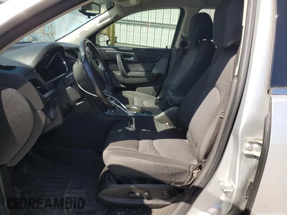 ✅ 2016 Chevrolet Traverse LT • VIN: 1GNKVGKD7GJ181743 • Lot: 84922375. Wystawiony na Copart z przebiegiem 89 322 mil. Bezpłatny archiwum sprzedaży aukcyjnych z USA i szczegółowy raport historii pojazdu na DreamBid. Zdjęcie 7.