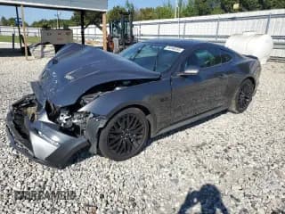 ✅ 2019 Ford Mustang GT Premium • VIN: 1FA6P8CF6K5120188 • Lot: 85340245. Wystawiony na Copart z przebiegiem 75 353 mil. Bezpłatny archiwum sprzedaży aukcyjnych z USA i szczegółowy raport historii pojazdu na DreamBid. Zdjęcie 1.