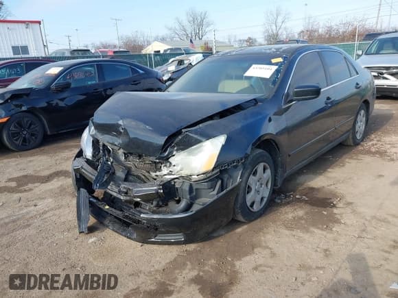 ✅ 2007 Honda Accord • VIN: 1HGTM56497A090750 • Lot: 43705104. Listed on IAAI with 184,340 mi. Free auction sales archive from the USA and detailed vehicle history report at DreamBid. Image 6.