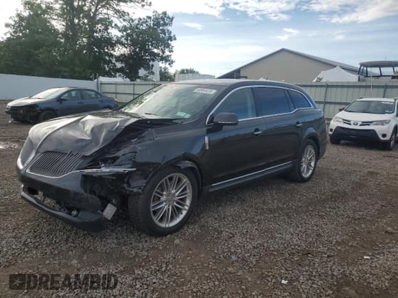 ✅ 2013 Lincoln MKT EcoBoost • VIN: 2LMHJ5AT9DBL58188 • Лот: 68966435. Опубликован ранее на Copart с пробегом 125 957 миль. Бесплатный доступ к архиву аукционных продаж из США и подробный отчёт об истории автомобиля на DreamBid. Изображение 1.