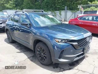 ✅ 2024 Mazda CX-50 S Preferred • VIN: 7MMVABBM2RN213739 • Lot: 42675821. Wystawiony na IAAI z przebiegiem 14 992 mil. Bezpłatny archiwum sprzedaży aukcyjnych z USA i szczegółowy raport historii pojazdu na DreamBid. Zdjęcie 1.