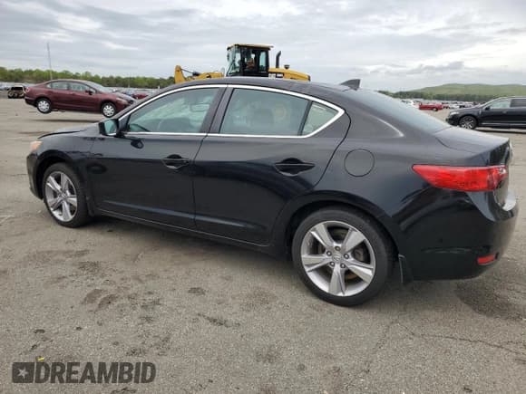✅ 2014 Acura ILX Premium • VIN: 19VDE2E51EE000261 • Lot: 57121415. Wystawiony na Copart z przebiegiem 135 886 mil. Bezpłatny archiwum sprzedaży aukcyjnych z USA i szczegółowy raport historii pojazdu na DreamBid. Zdjęcie 2.