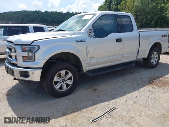 ✅ 2015 Ford F-150 XLT • VIN: 1FTEX1EP8FKE57360 • Lot: 42813009. Listed on IAAI with 154,281 mi. Free auction sales archive from the USA and detailed vehicle history report at DreamBid. Image 17.