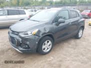 ✅ 2020 Chevrolet Trax LT • VIN: 3GNCJPSB9LL198531 • Lot: 43251338. Wystawiony na IAAI z przebiegiem 23 732 mil. Bezpłatny archiwum sprzedaży aukcyjnych z USA i szczegółowy raport historii pojazdu na DreamBid. Zdjęcie 17.