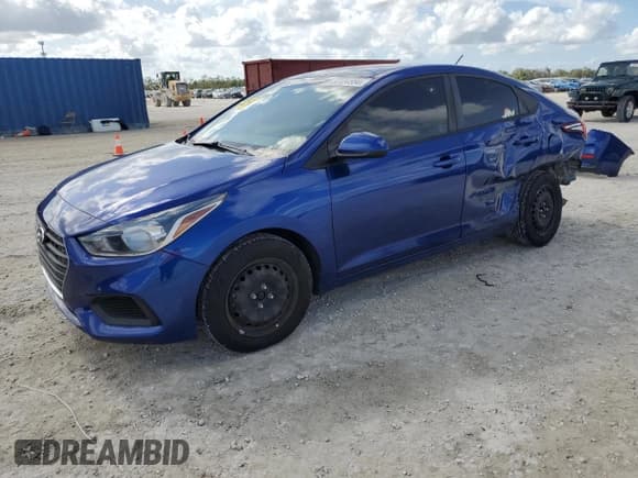 ✅ 2020 Hyundai Accent SE • VIN: 3KPC24A69LE104404 • Lot: 80134854. Listed on Copart with 83,482 mi. Free auction sales archive from the USA and detailed vehicle history report at DreamBid. Image 1.