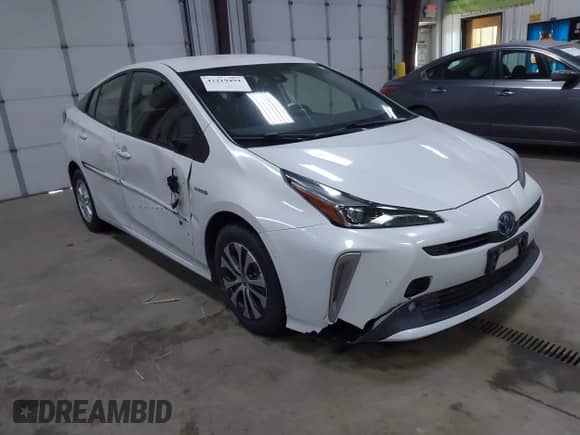 2022 Toyota Prius LE с VIN JTDL9MFU9N3031497, выставлен на аукционе IAAI как лот 42219494 с пробегом 137 152 миль миль и . История ставок и продаж доступна на DreamBid. Изображение 1.