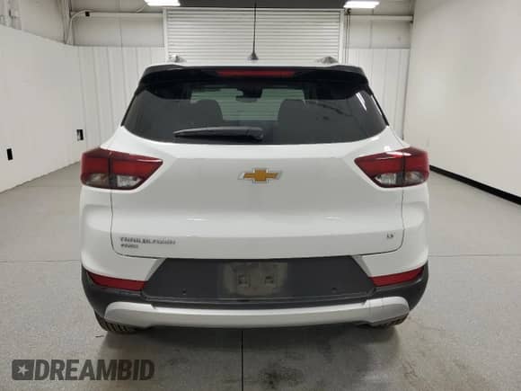 2025 Chevrolet TrailBlazer LT с VIN KL79MRSL0SB190586, выставлен на аукционе Copart как лот 90348155 с пробегом 14 864 миль миль и Чистый • Clean title. История ставок и продаж доступна на DreamBid. Изображение 6.