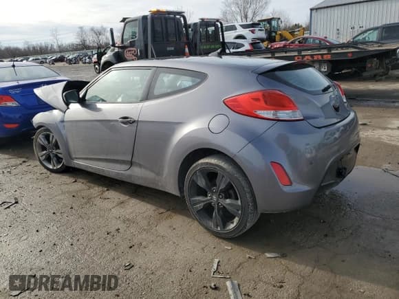 ✅ 2012 Hyundai Veloster w/Black Int • VIN: KMHTC6AD3CU061313 • Lot: 85284144. Wystawiony na Copart z przebiegiem Nie podano. Bezpłatny archiwum sprzedaży aukcyjnych z USA i szczegółowy raport historii pojazdu na DreamBid. Zdjęcie 2.