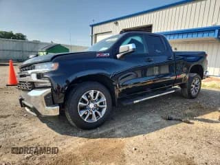 ✅ 2021 Chevrolet Silverado 1500 LT • VIN: 1GCRYDED8MZ124036 • Lot: 71488645. Wystawiony na Copart z przebiegiem 87 931 mil. Bezpłatny archiwum sprzedaży aukcyjnych z USA i szczegółowy raport historii pojazdu na DreamBid. Zdjęcie 1.