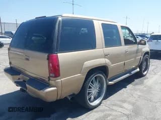 ✅ 1999 GMC Denali • VIN: 1GKEK13R0XR907082 • Lot: 42294238. Wystawiony na IAAI z przebiegiem 204 803 mil. Bezpłatny archiwum sprzedaży aukcyjnych z USA i szczegółowy raport historii pojazdu na DreamBid. Zdjęcie 4.
