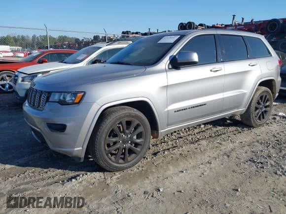 ✅ 2019 Jeep Grand Cherokee Laredo E • VIN: 1C4RJEAG3KC732265 • Лот: 41475107. Опубликован ранее на IAAI с пробегом 126 434 миль. Бесплатный доступ к архиву аукционных продаж из США и подробный отчёт об истории автомобиля на DreamBid. Изображение 18.