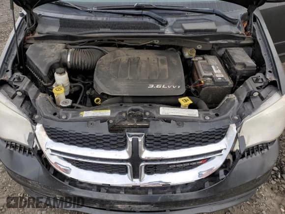 ✅ 2012 Dodge Grand Caravan SXT • VIN: 2C4RDGCG1CR246935 • Lot: 90071635. Wystawiony na Copart z przebiegiem 201 402 mil. Bezpłatny archiwum sprzedaży aukcyjnych z USA i szczegółowy raport historii pojazdu na DreamBid. Zdjęcie 12.