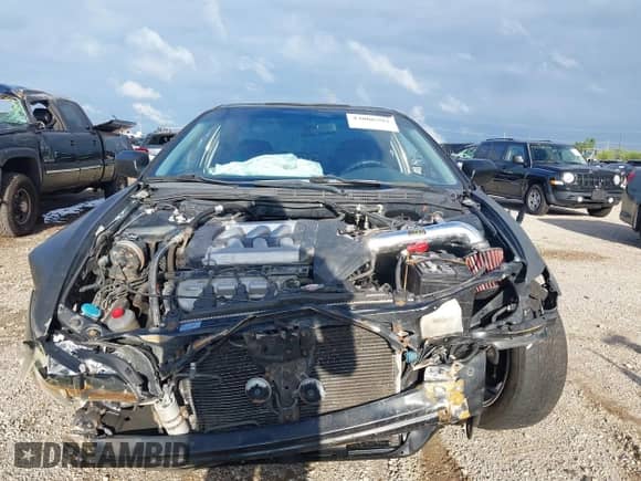 2001 Honda Accord EX с VIN 1HGCG22561A034048, выставлен на аукционе IAAI как лот 43006592 с пробегом 222 154 миль миль и . История ставок и продаж доступна на DreamBid. Изображение 12.