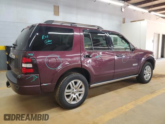 ✅ 2008 Ford Explorer Limited • VIN: 1FMEU75EX8UB15230 • Lot: 48232495. Wystawiony na Copart z przebiegiem 109 786 mil. Bezpłatny archiwum sprzedaży aukcyjnych z USA i szczegółowy raport historii pojazdu na DreamBid. Zdjęcie 3.