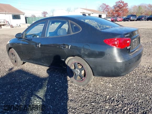 ✅ 2008 Hyundai Elantra GLS • VIN: KMHDU46DX8U549339 • Lot: 40852897. Wystawiony na IAAI z przebiegiem 156 964 mil. Bezpłatny archiwum sprzedaży aukcyjnych z USA i szczegółowy raport historii pojazdu na DreamBid. Zdjęcie 3.