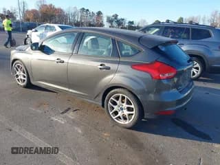 ✅ 2015 Ford Focus SE • VIN: 1FADP3K26FL292571 • Lot: 43716105. Listed on IAAI with 190,121 mi. Free auction sales archive from the USA and detailed vehicle history report at DreamBid. Image 3.