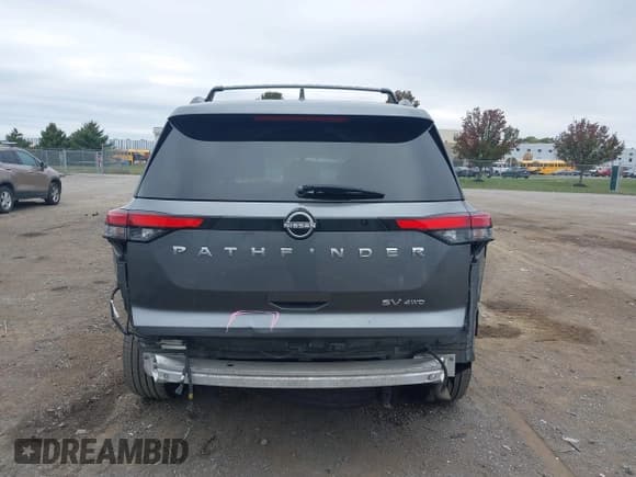 ✅ 2022 Nissan Pathfinder SV • VIN: 5N1DR3BC5NC221708 • Lot: 43476421. Listed on IAAI with 116,016 mi. Free auction sales archive from the USA and detailed vehicle history report at DreamBid. Image 17.