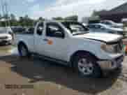 2011 Nissan Frontier SV z VIN 1N6AD0CU3BC410278, wystawiony jako Copart lot #67110945 z przebiegiem Nie podano mil oraz Szkoda całkowita • Salvage title. Historia ofert i sprzedaży dostępna na DreamBid. Obrazek 4.