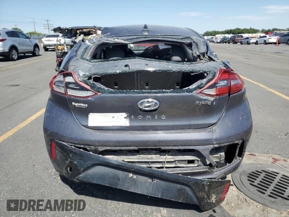 ✅ 2018 Hyundai Ioniq Limited • VIN: KMHC85LCXJU071916 • Lot: 65187015. Listed on Copart with 225,126 mi. Free auction sales archive from the USA and detailed vehicle history report at DreamBid. Image 6.