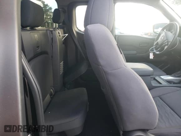 ✅ 2024 Nissan Frontier S • VIN: 1N6ED1CL6RN637977 • Лот: 90620825. Опубликован ранее на Copart с пробегом 2 397 миль. Бесплатный доступ к архиву аукционных продаж из США и подробный отчёт об истории автомобиля на DreamBid. Изображение 10.