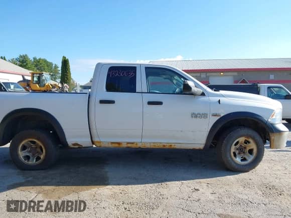 2015 Ram 1500 Express with VIN 1C6RR7FT1FS519568, listed as a IAAI auction lot 43230635 with 178,633 mi miles and . Bid and sale history available at DreamBid. Image 13.