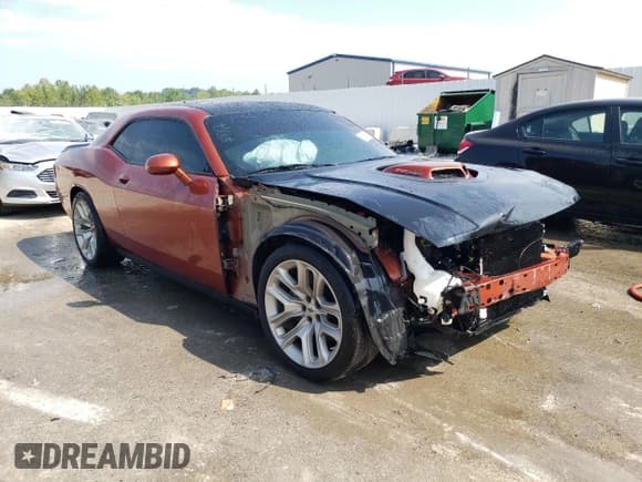 ✅ 2020 Dodge Challenger R/T Scat Pack • VIN: 2C3CDZFJ0LH182695 • Lot: 63954683. Wystawiony na Copart z przebiegiem 40 816 mil. Bezpłatny archiwum sprzedaży aukcyjnych z USA i szczegółowy raport historii pojazdu na DreamBid. Zdjęcie 4.