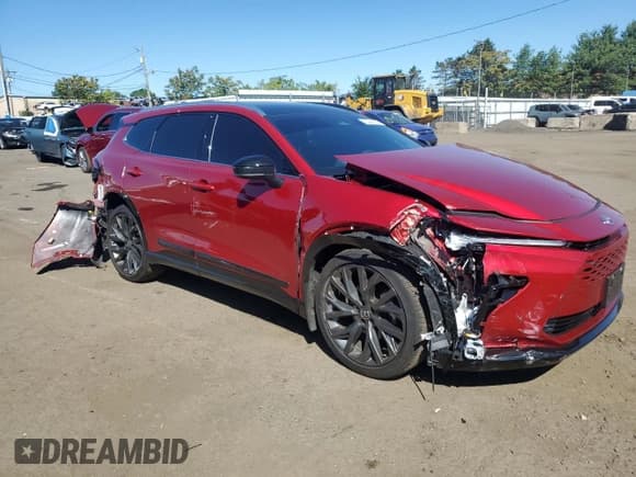 ✅ 2025 Toyota Crown XLE • VIN: JTDACAAJ4S3002148 • Lot: 70346725. Listed on Copart with 15,534 mi. Free auction sales archive from the USA and detailed vehicle history report at DreamBid. Image 4.