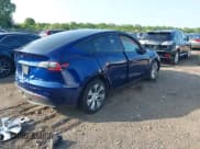 ✅ 2023 Tesla Model Y Long Range • VIN: 7SAYGDEE0PF671726 • Lot: 42393616. Wystawiony na IAAI z przebiegiem Nie podano. Bezpłatny archiwum sprzedaży aukcyjnych z USA i szczegółowy raport historii pojazdu na DreamBid. Zdjęcie 4.