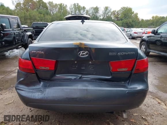 ✅ 2009 Hyundai Sonata GLS • VIN: 5NPET46C29H438041 • Лот: 43440970. Опубликован ранее на IAAI с пробегом 154 387 миль. Бесплатный доступ к архиву аукционных продаж из США и подробный отчёт об истории автомобиля на DreamBid. Изображение 16.
