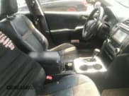 ✅ 2014 Toyota Camry SE • VIN: 4T1BF1FK6EU379605 • Lot: 42800804. Wystawiony na IAAI z przebiegiem 199 247 mil. Bezpłatny archiwum sprzedaży aukcyjnych z USA i szczegółowy raport historii pojazdu na DreamBid. Zdjęcie 5.