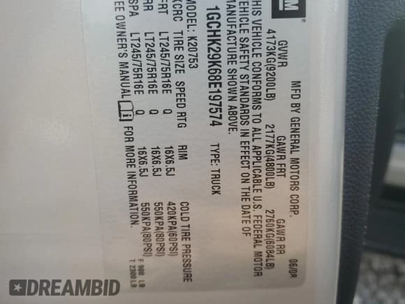 ✅ 2008 Chevrolet Silverado 2500HD 1LT • VIN: 1GCHK29K68E197574 • Lot: 52921025. Wystawiony na Copart z przebiegiem 105 066 mil. Bezpłatny archiwum sprzedaży aukcyjnych z USA i szczegółowy raport historii pojazdu na DreamBid. Zdjęcie 14.