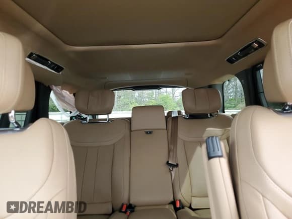 ✅ 2023 Land Rover Range Rover Autobiography • VIN: SALK1BE72PA074895 • Lot: 81019035. Wystawiony na Copart z przebiegiem 12 955 mil. Bezpłatny archiwum sprzedaży aukcyjnych z USA i szczegółowy raport historii pojazdu na DreamBid. Zdjęcie 10.