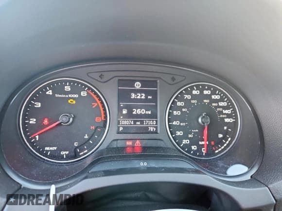 ✅ 2017 Audi A3 Premium • VIN: WAUAUGFF2H1053475 • Лот: 91998055. Опубликован ранее на Copart с пробегом 108 074 миль. Бесплатный доступ к архиву аукционных продаж из США и подробный отчёт об истории автомобиля на DreamBid. Изображение 9.